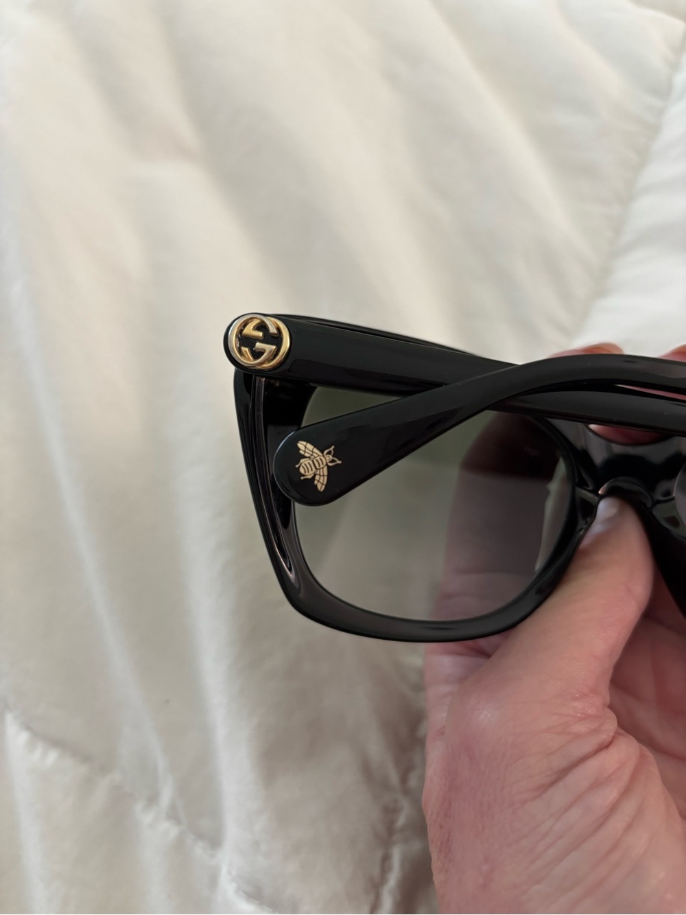 Gucci Black Oversized Women's Sunglasses - Picture 8 of 11